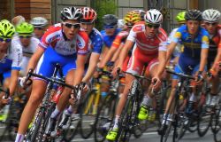 Il 25° Giro della Toscana Internazionale Femminile inizia con la crono nel centro di Campi Bisenzio