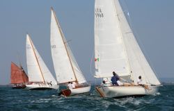 Vele d’epoca in Adriatico: all’International Hannibal Classic esordisce il “Trofeo Challenge dei due Guidoni”