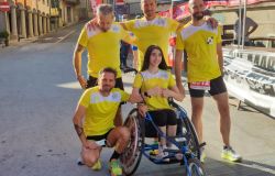 Sara e Paolo Vargetto con la loro squadra di atletica leggera