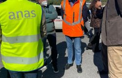 Ponte della Scafa, sopralluogo dei tecnici, via ai lavori di consolidamento