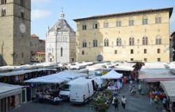 Domenica 17 a Pistoia per tutto il giorno mercato cittadino straordinario