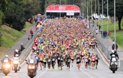 RomaOstia la festa dell'atletica alla maratonina più partecipata d'Italia, vince un etiope che precede in volata l'italiano Meucci