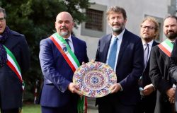 Ministro Franceschini in visita alla Villa Ambrogiana di Montelupo
