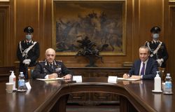 Sicurezza e legalità nel lavoro, sottoscritto protocollo tra Poste Italiane e Carabinieri