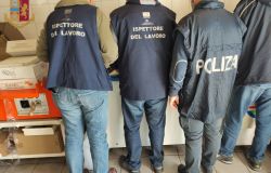 Lavoratori in nero e gravi carenze igieniche, denuncia,50 mila euro di multa e chiusura dell'esercizio