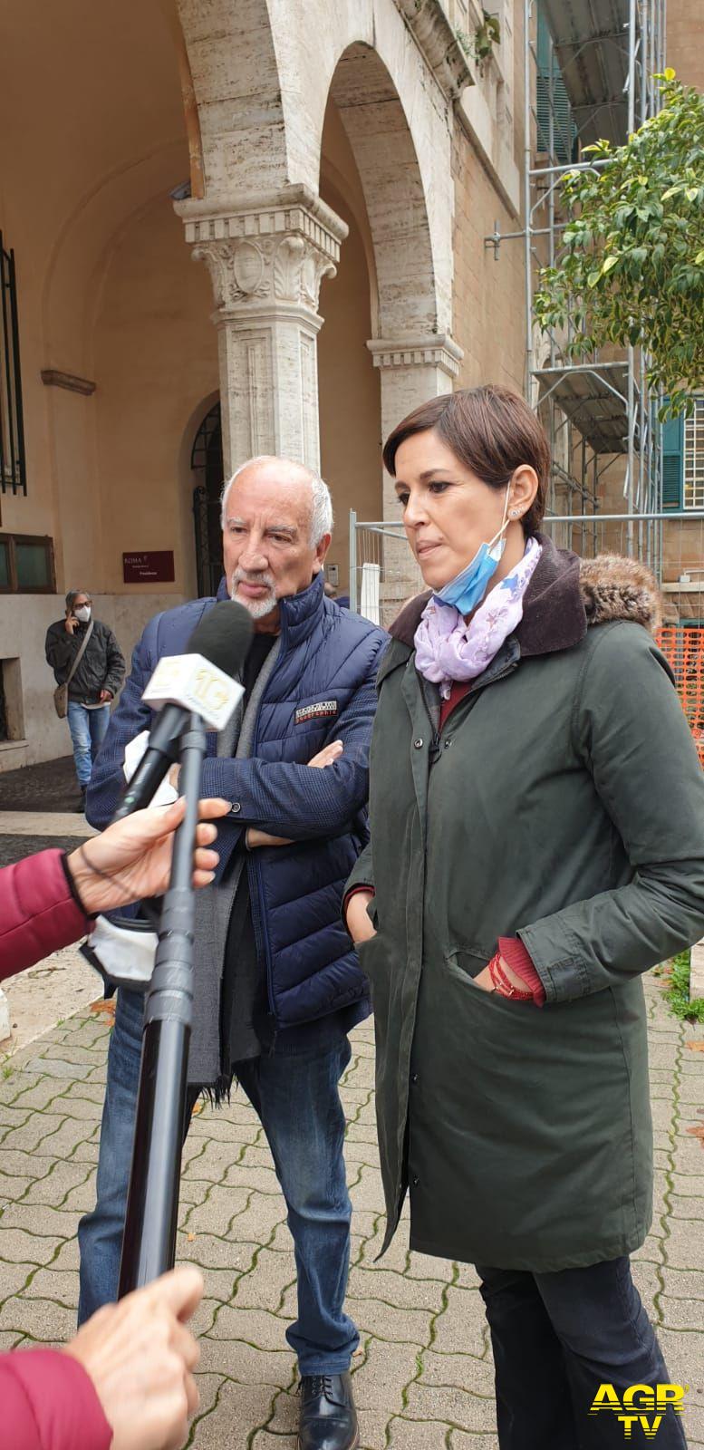 assessore Lucarelli con presidente X Municipio Falconi