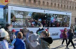 Una vita da social, il truck della polizia fa tappa a Civitavecchia