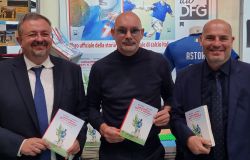 Coccodrilli, reti e cucchiai. La doppia vita delle parole del calcio di Fulvio Damele e Luca Amoretti, presentazione del libro all'Infernetto