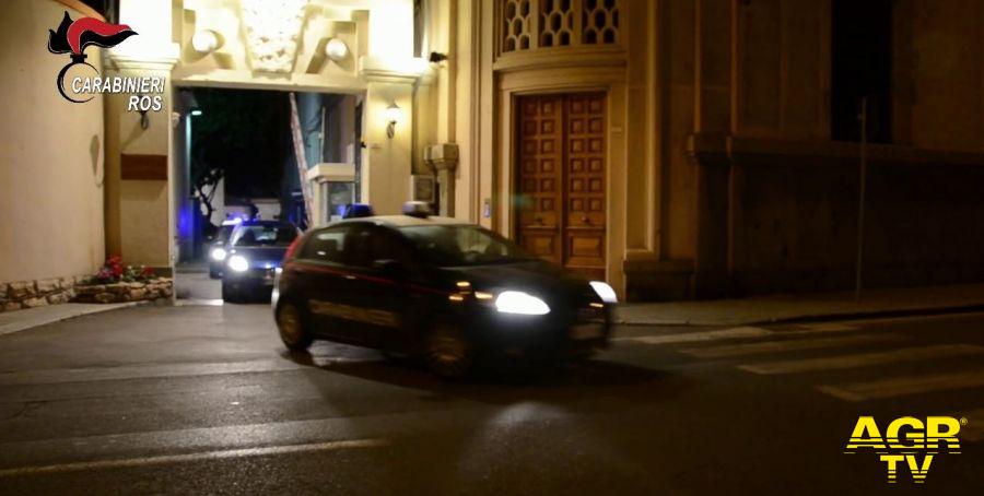 Carabinieri ROS: sequestrati 5 kg di cocaina e 500 mila euro in contanti destinati ai fornitori calabresi