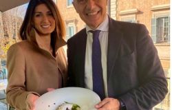 Pecoraro Scanio e Raggi: “l’Italia è Paese di eccellenze. Non accetteremo nei piatti insetti, carni artificiali e ogm”.