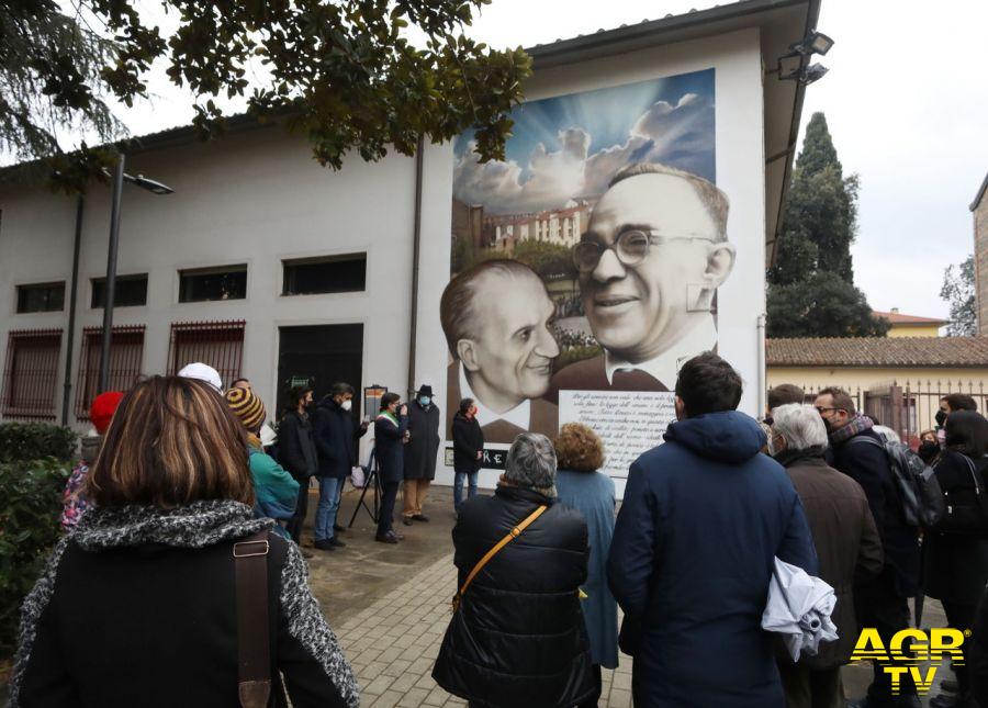 Comune di Firenze Terminato il murale che ricorda i sindaci Fabiani e La Pira