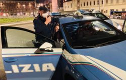 Rapina al centro commerciale di Novoli di martedì 1 febbraio: la Polizia di Stato denuncia un uomo e gli sequestra la fedele riproduzione di un’arma