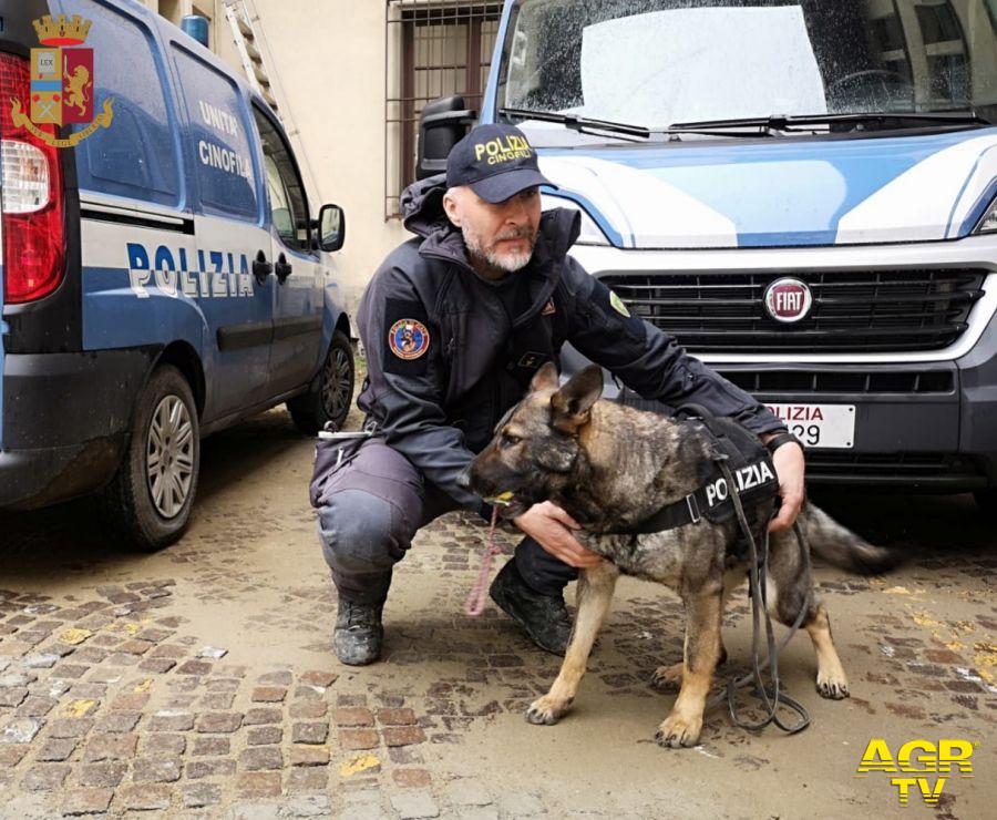 Questura di Firenze Oltre 1.300 persone controllate nell’ambito dell’operazione “Stazioni Sicure” della Polizi
