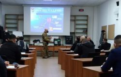 Forze di sicurezza Irachene a scuola....dai carabinieri