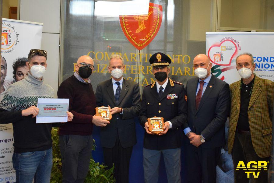 Questura di Firenze La Polizia di Stato di Firenze sostiene la ONLUS Cure2Children con una donazione