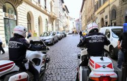 Firenze. Usano copie di permessi invalidi senza diritto, scattano le denunce