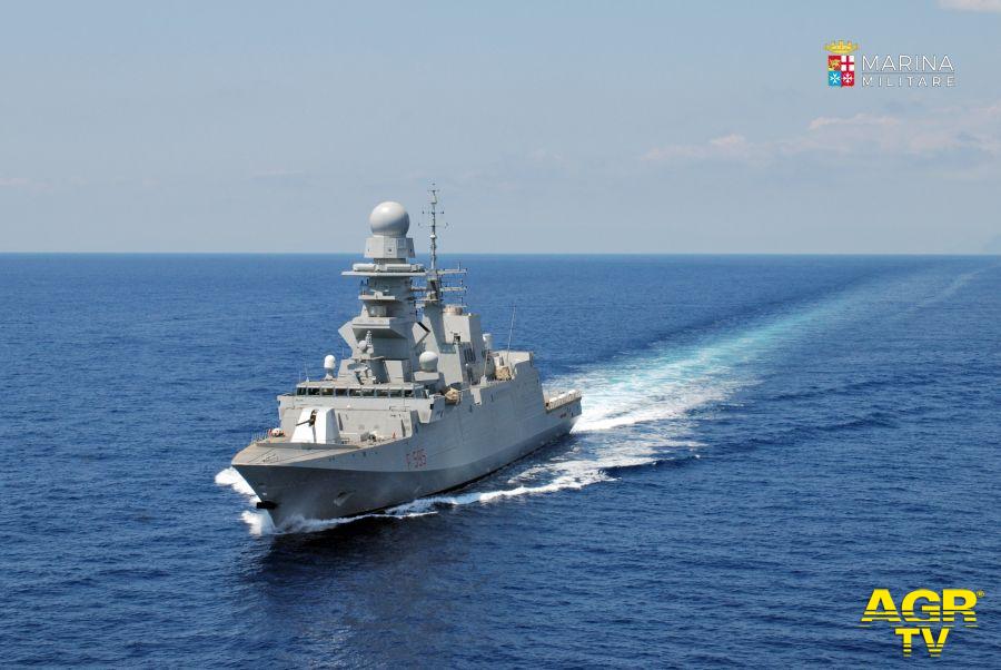 Marina Militare - la Fregata Rizzo in operazione antipirateria nel Golfo di Guinea