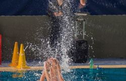 Scuola e sport, gli studenti del Baffi incontrano la nazionale Ucraina campione del mondo di sincro