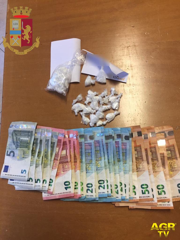 Polizia droga e soldi sequestrati a Porta Pia