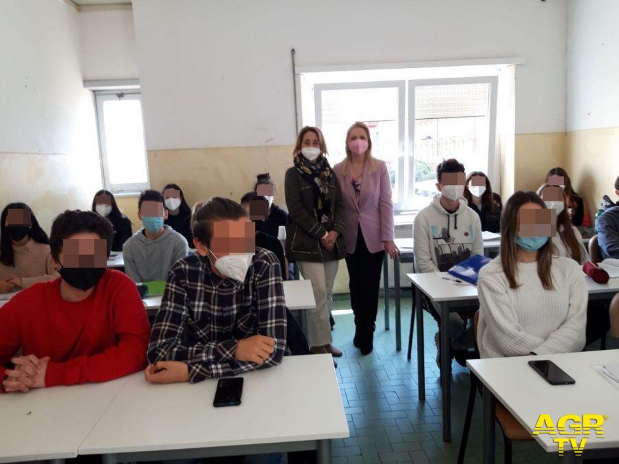 Studenti ucraini con i nuovi compagni