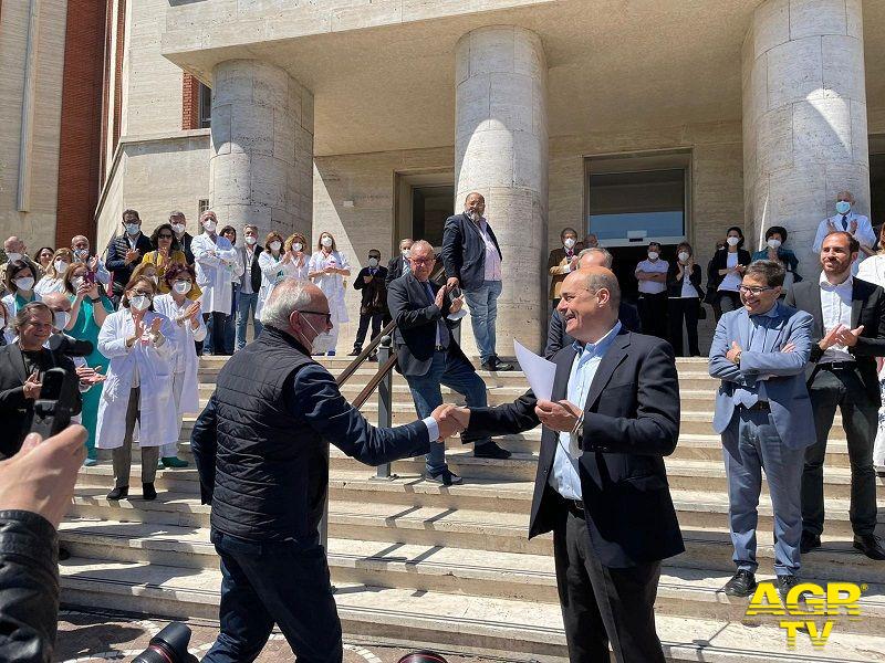 Zingaretti e D’amato inaugurano nuovi reparti San Filippo Neri Consegna attestati