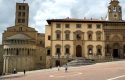 Eccellenza orafa in mostra​ ad Arezzo, Marras: “Settore trai­nante dell’economia toscana”
