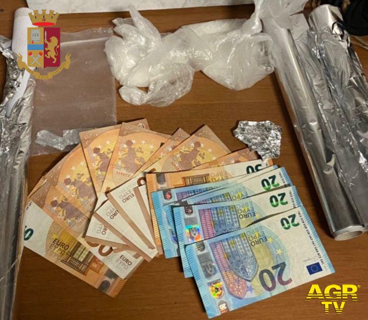 Polizia droga sequestreata e soldi all'Esquilino
