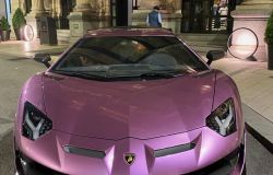 Pink Party di Michelle Beaute, ospite d'onore la Lamborghini Aventador SVJ Pink Pearl
