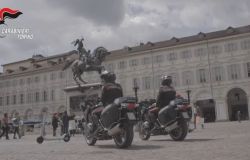 Torino, arrestati quattro minorenni ritenuti responsabili di rapine nel centro città