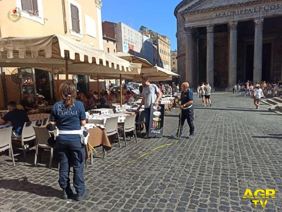 Roma pantheon task force tavolini selvaggi