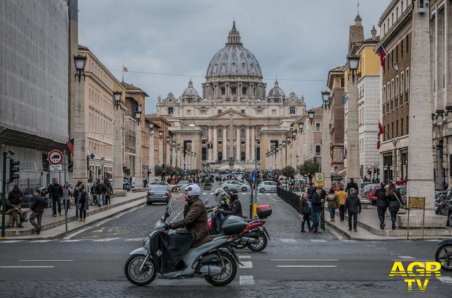 San Pietro Vaticano foto pixabay
