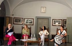 Claudia Segre, Luisa Bagnoli, Anita Falcetta, Andrea Grisdale, presso Villa Melzi D’eril