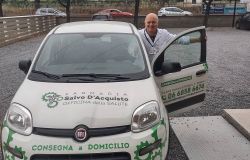 Fiumicino, la mission di Marco Tortorici, il farmacista di strada che aiuta le famiglie