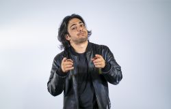 Teatro romano Ostia Antica il 9 luglio, Max Angioni, Miracolato primo spettacolo di palco comico