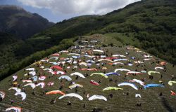 Deltaplani di tutta Europa nei cieli dell'Umbria