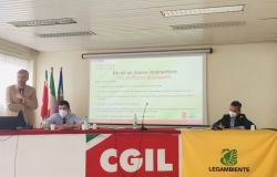 Roma, Cgil e Legambiente presentano la proposta sulla chiusura del ciclo dei rifiuti in città