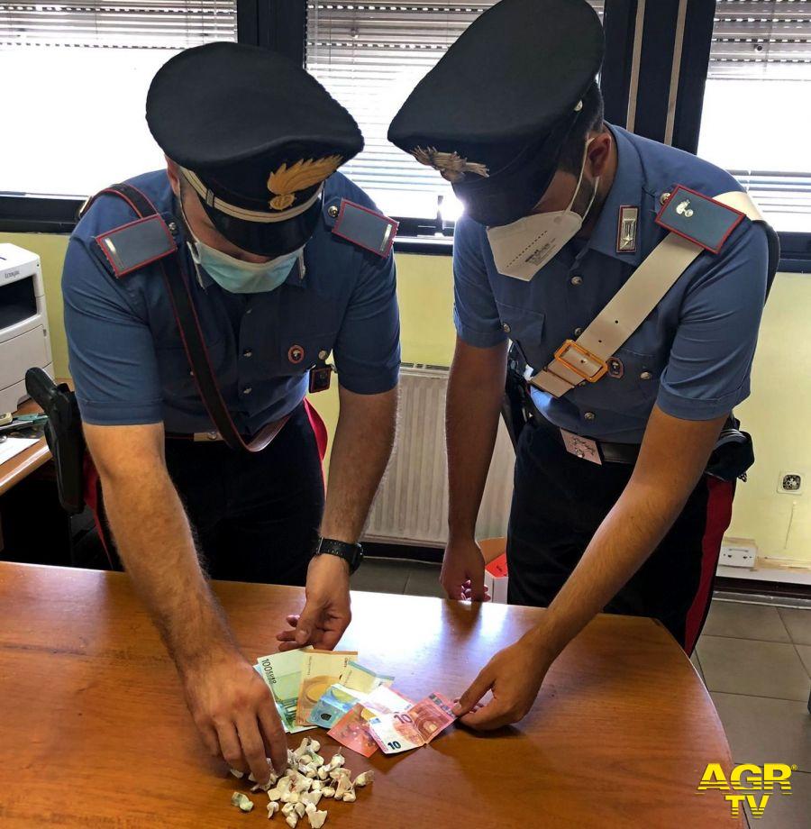 Carabinieri droga sequestrata durante controlli