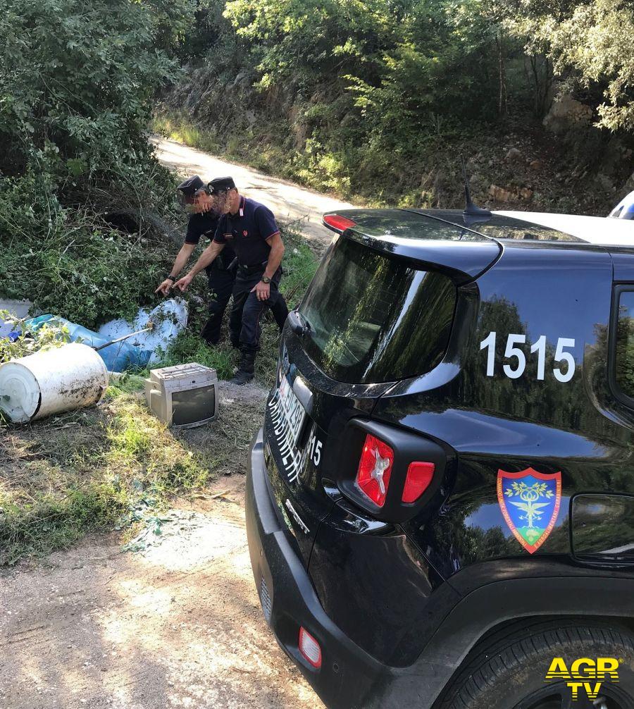 Monterotondo la discarica abusiva scoperta dai carabinieri