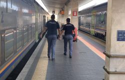 Rubano uno zaino in Stazione con dentro farmaci salvavita: arrestati dalla Polizia di Stato