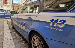 Minaccia due donne...pretendendo il pagamento della sosta, in manette per tentata estorsione parcheggiatore abusivo