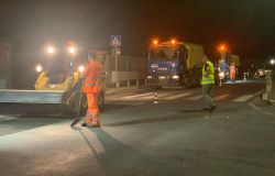 Roma, aperto cantiere notturno per il rifacimento dell'asfalto in via Casal del Marmo