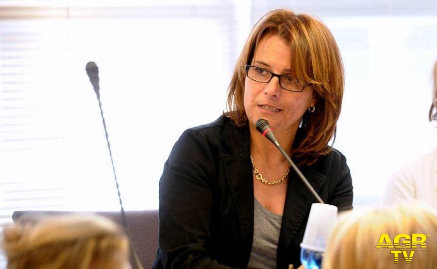 Basta con il turpiloquio.... in politica Basta con il turpiloquio.... in politica