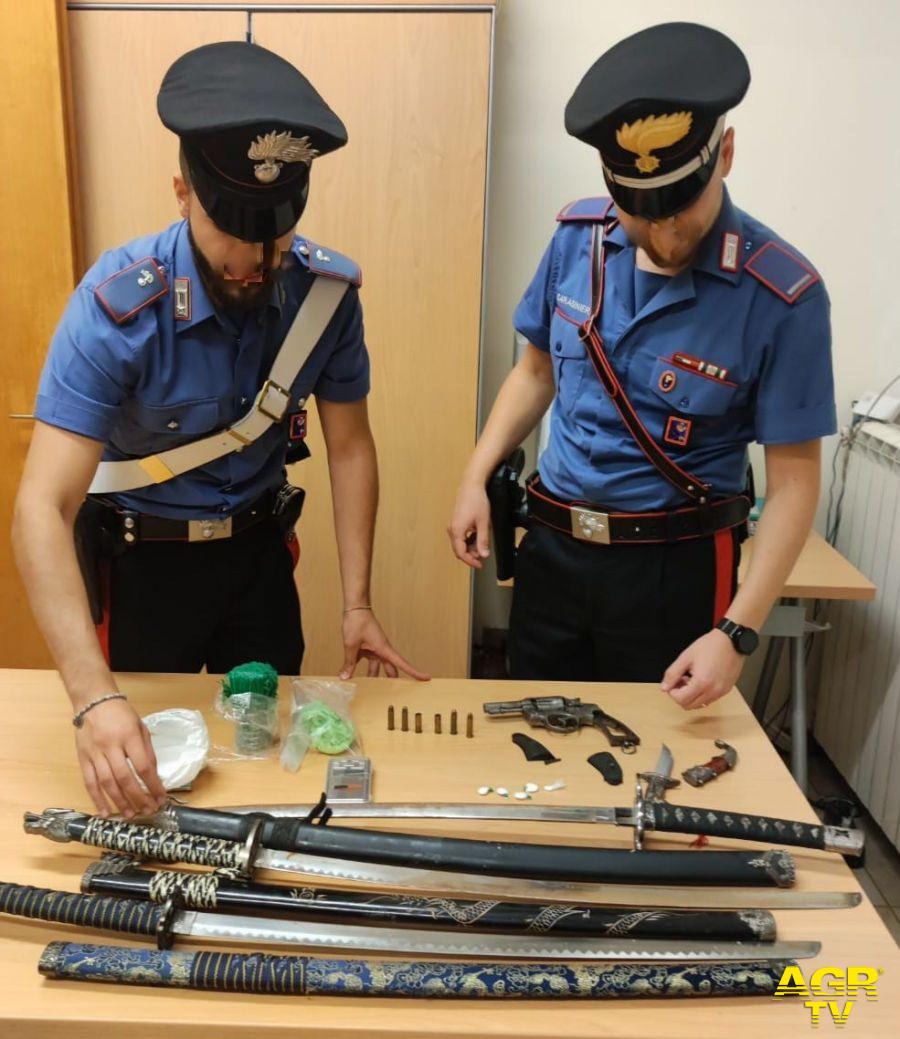 Pomezia armi e droga sequestrate carabinieri