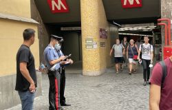 Roma, prese le borseggiatrici della metro, otto arresti, cinque alla fermata metro Lepanto