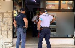 Ladispoli, chiuso minimarket, non aveva acqua corrente ed i bagni erano inagibili, segnalati lavoratori in nero in altri esercizi