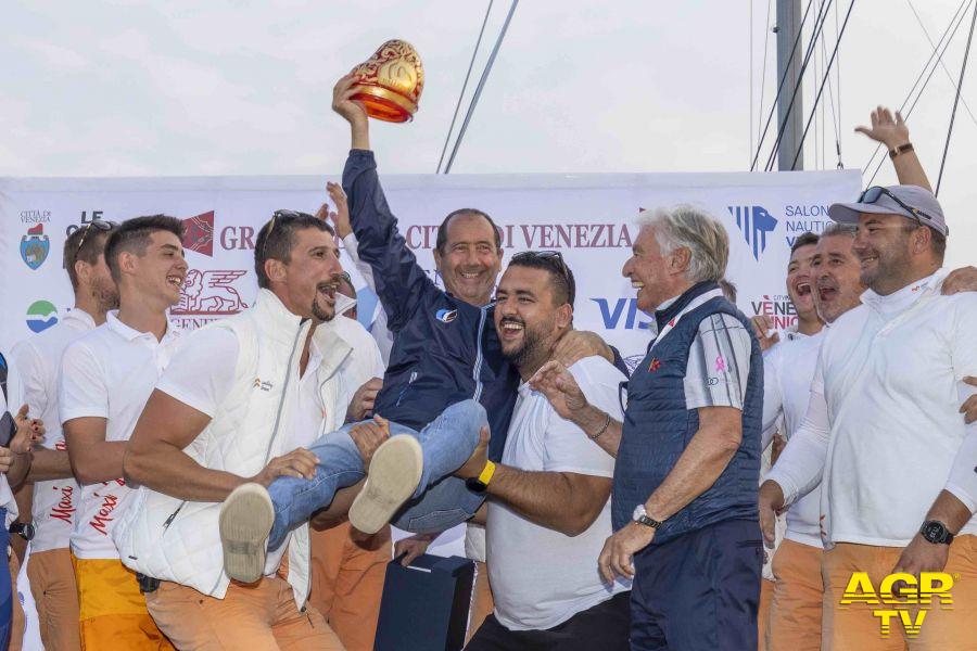 Maxi Jena – SINA Centurion Palace vince la IX Venice