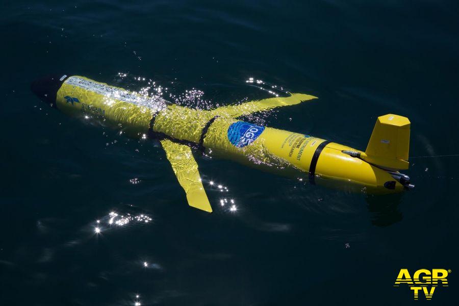 Drone subacqueo presentato sul litorale