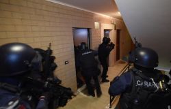 Monterotondo, blitz dei carabinieri, smantellata banda dedita allo spaccio, preso anche il capo