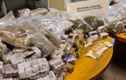 Roma, maxi sequestro di droga a San Lorenzo, un magrebino aveva oltre 134 kg. di droga