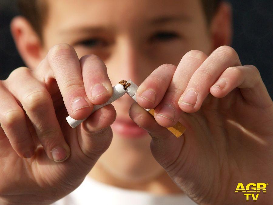 Stop sigarette la scelta di non fumare pixabay